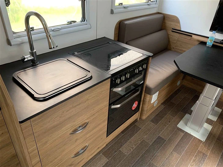 15ft Camper Trailer