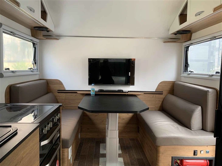Karavan Kemping Off Road